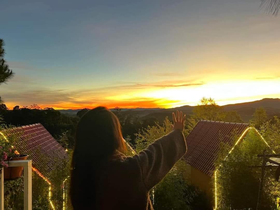Paradiso Homestay Mangden Kon Von Kla Экстерьер фото